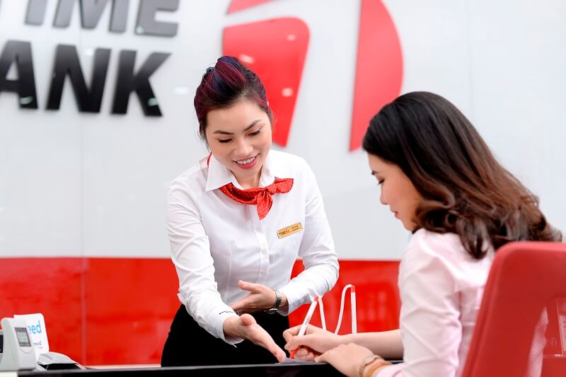 Ngành tài chính ngân hàng ra làm gì