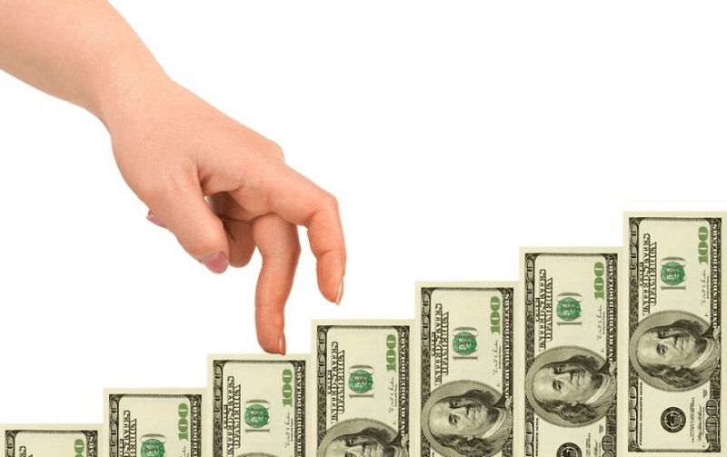 mức lương ngành tài chính ngân hàng