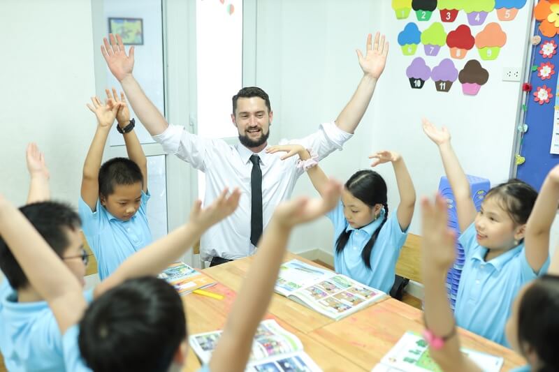 Lợi ích của mẫu thư giới thiệu của giáo viên